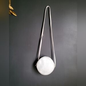 1951 Madison Francaise White Black Crackle Crossbody Bag Purse Round Zip